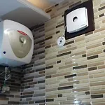 Posh, Nice Foreigner Area Lajpat Ngar Luxury Room