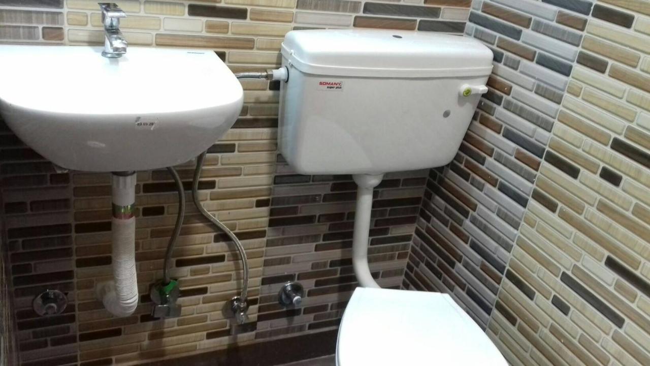 Posh, Foreigner Area Lajpat Ngar Luxury Apartment *