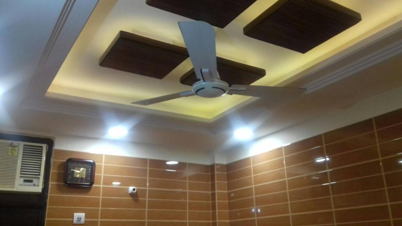 Apartment Posh, Foreigner Area Lajpat Ngar Luxury *