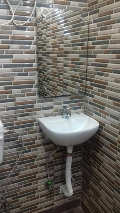 Posh, Foreigner Area Lajpat Ngar Luxury New Delhi
